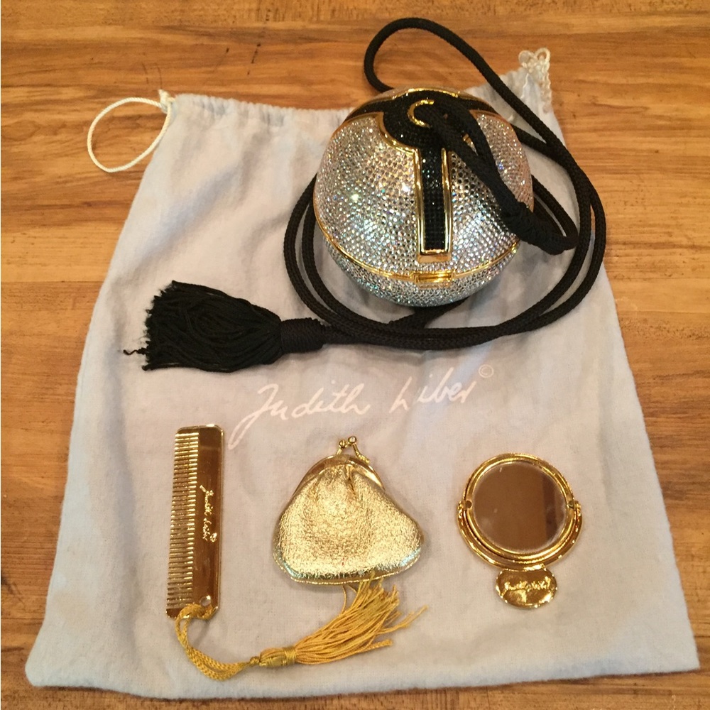 Judith Leiber Temari Ball Minaudiere’ Bag with all original accessories & duster